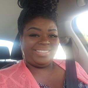 Meet your Posher, Katina